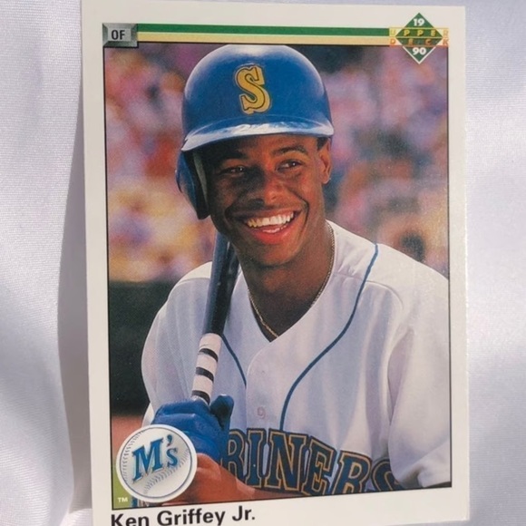 KEN GRIFFEY JR 1990 UPPER DECK Reasonable offers considered - Picture 5 of 8